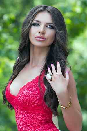 Meet beautiful Belarus women who are looking for dating & marriage. Browse Belarus brides profiles to meet with your true love.