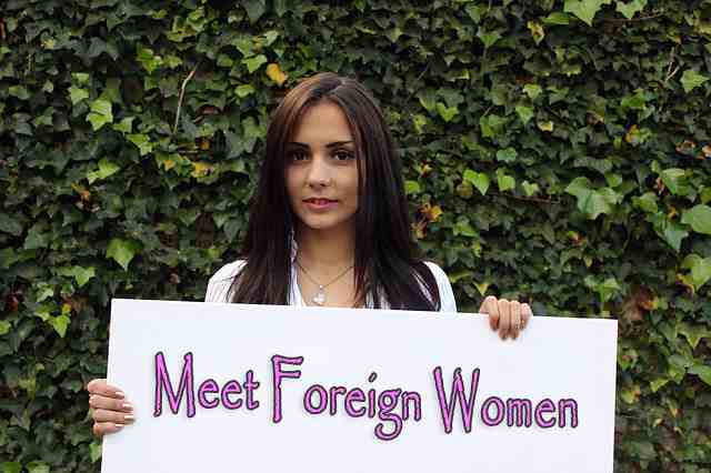 Meet foreign women online